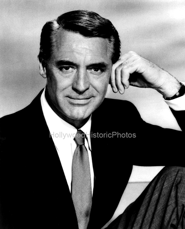 Cary Grant 1957.jpg